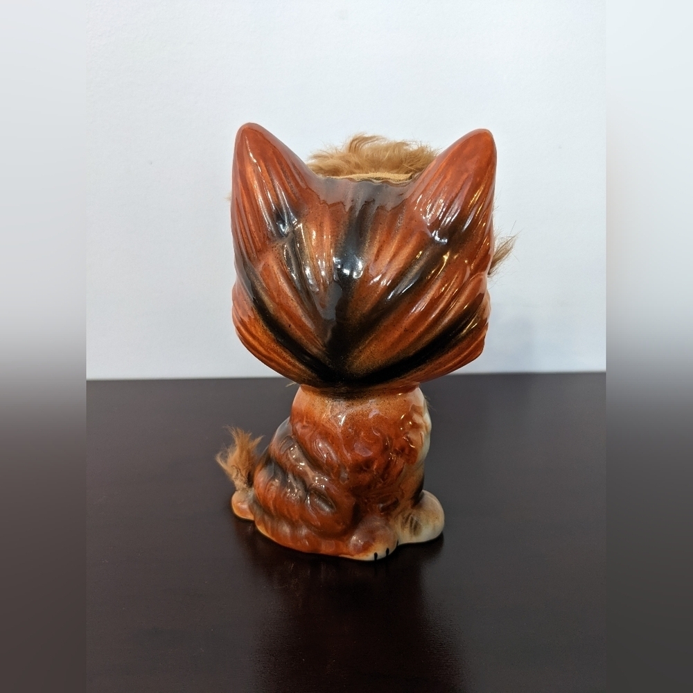 Vintage Japanese Furry Kitsch Cat Figurine - Picture 2 of 8